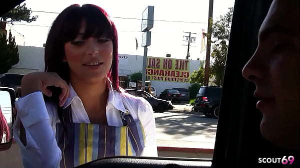 Skinny Teen With Round Ass At Real Amateur Sex With Stranger thumbnail