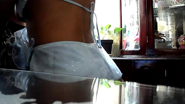 Play MP4 - Alexa con disfraz