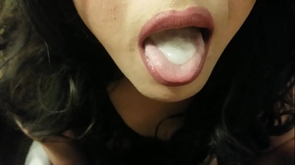 Play MP4 - Horny desi CD slut sucks deep