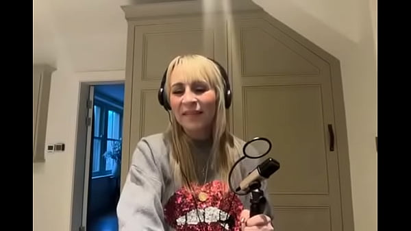 Nonton Musicalness thumbnail