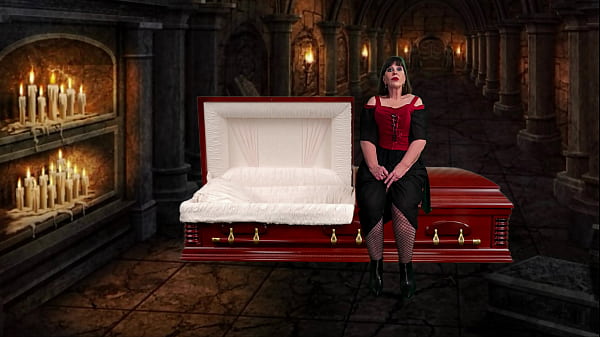 Gilf Vampire Slut Gives Blowjob thumbnail