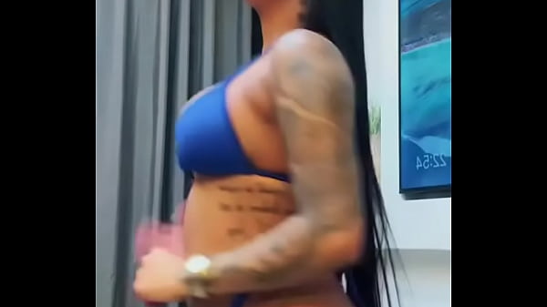 Morena gostosa amadora