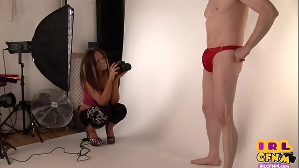 Play MP4 - Mediumbobs amateur babe jerks before missionary sex