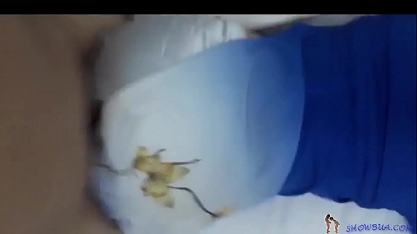 Xoạc nữ sinh &aacute;o d&agrave;i ph&ecirc; vl 