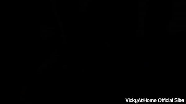 Vicky vette loves to suck rokk's dick with her coffe in the morning 