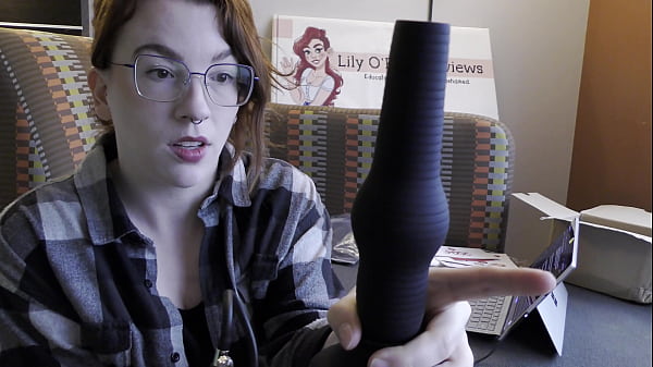 NSFW Unboxing & Test of the Maya Ovipositor 