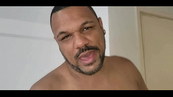 SEXO COM GAYS QUE TREPAM COM MUITO TES&Atilde;O 