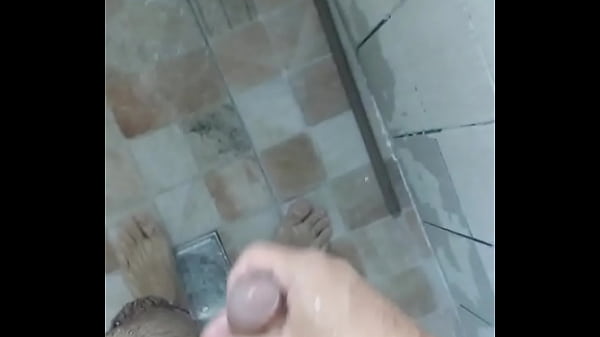 Play MP4 - Cleaning my cock &quest;&quest;