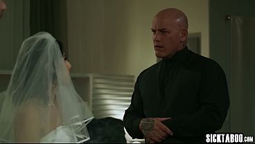 Big ass Penelope Reed swallowed big cock and got fucked by her husbands pervy stepdad 