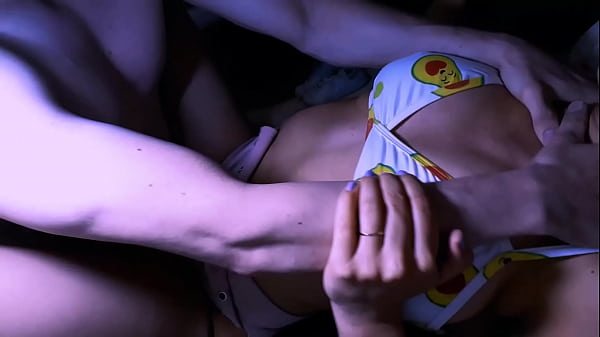 La Hijastra Ten&iacute;a Una Forma De Besar Tan Apasionada Que Pod&iacute;a Derretirlo En Segundos. thumbnail