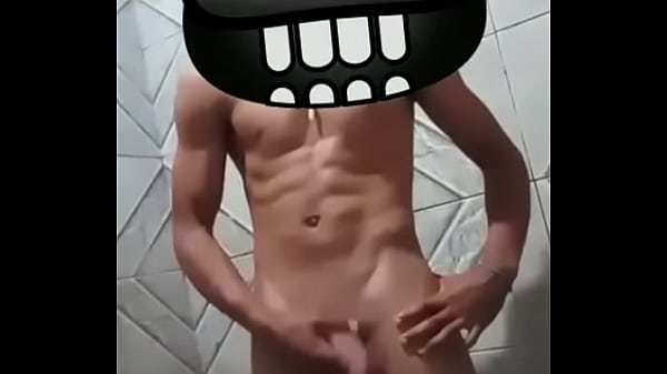 Play MP4 - NOVINHO EXIBINDO O PAU