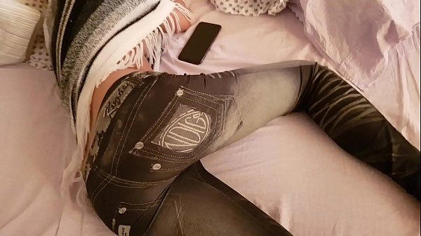 Play MP4 - encuentro a mi mejor amiga despu&eacute;s de celebrar su cumplea&ntilde;os