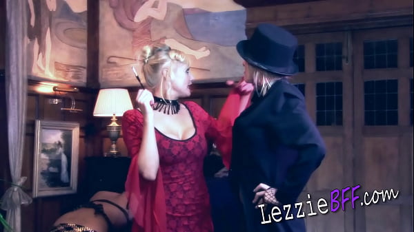 Lezzie bff weird lesbo fuck