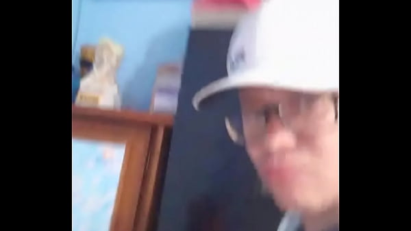 Play MP4 - Tava fumando um e fomos trepar