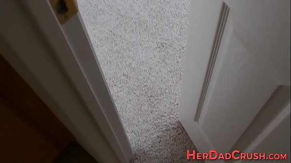 Fetish stepdaughter sucks