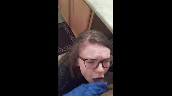 Gloved Anal Fuck With Jessae Rosae thumbnail