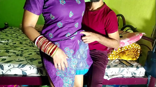 Play MP4 - Private teacher student ki mummy se Ishq karke roj roj chudai karta