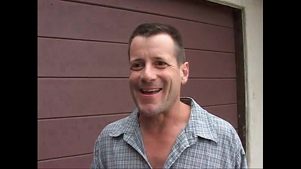 Play MP4 - Blue Haired - Julie Night