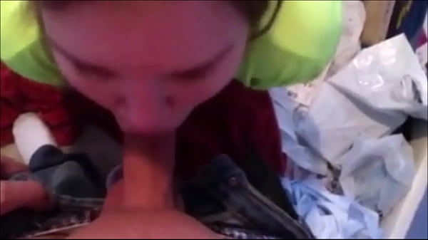 Hot Teen Sucks Her 1st Huge Cock And Gets A Mouth thumbnail