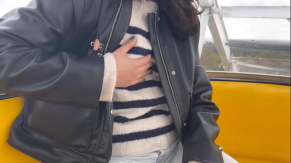 Play MP4 - Public lesbian sex in amusement park &lpar;real&rpar;