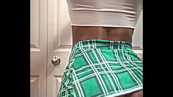 Cause i&rsquo;m toxicbrownskinn #freakyweekend #earthquake #fypviraltwitter #teambuddhabang #houston420 #bigboogie #bigboot