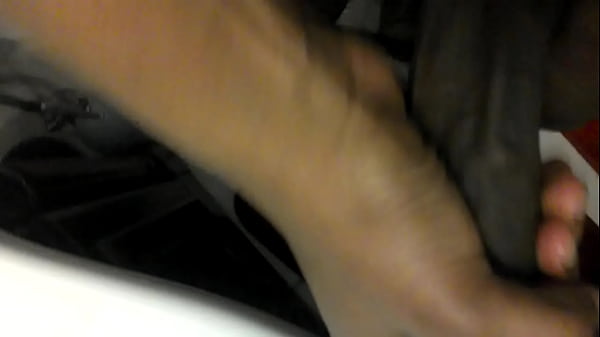 Play MP4 - black male solo masturbation