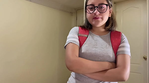 Play MP4 - Mi compa&ntilde;ero de clase accidentalmente se corre dentro de m&iacute;&period;