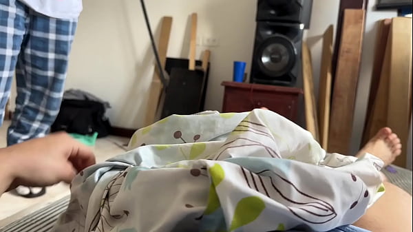 Play MP4 - my cousin-in-law was hot during my visit take advantage of the fact that we were alone