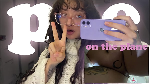 Look how I_pee on my trip to EuropeI was on the plane