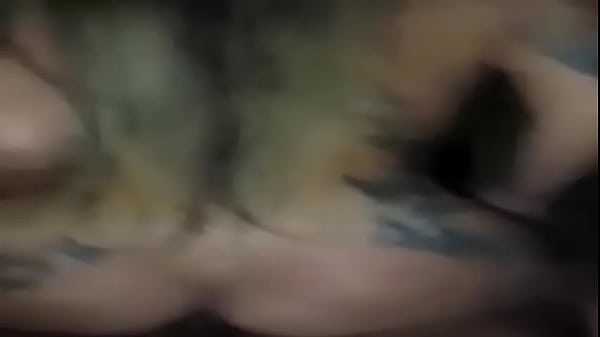 Play MP4 - fudendo a consultora tatuada