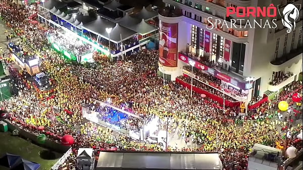 Nonton No Carnaval Morena Gostosa Perde O Marido E Acaba Fudendo O Vizinho thumbnail