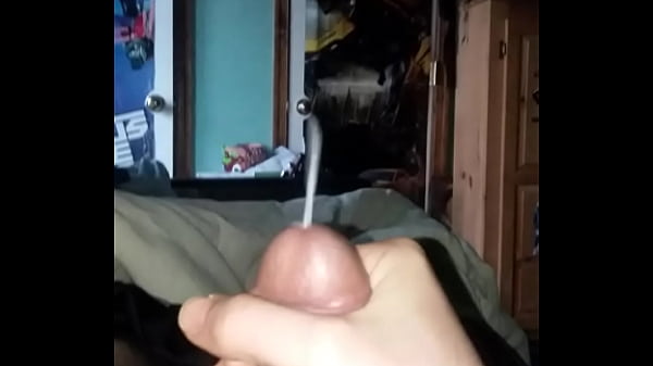 Solo cumming big spurt