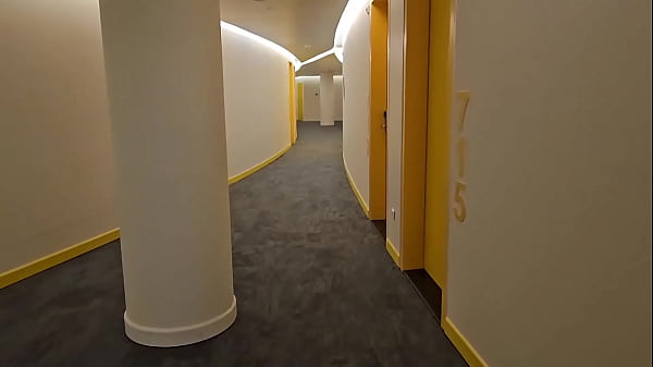 Nonton Orgie &agrave; 4 Dans La Chambre D'h&ocirc;tel Aux Xbiz Double P&eacute;n&eacute;tration Anal Lesbien ... thumbnail