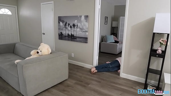 Play MP4 - Hot teen Hazel Paige and Chris Epic fucking hard at home