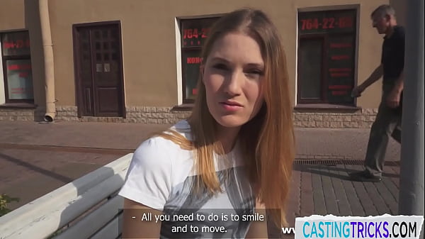 Teen amateur pussyfucked during casting