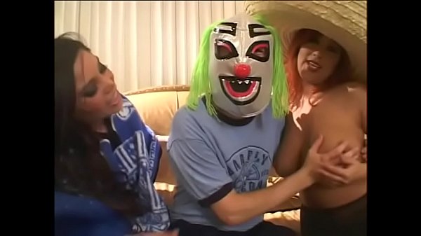 Hot brunette from_Brazil Luccia Reyes and_gorgeos_redhaired floozie Misty_Mendez from Mexico schmooze american tourist