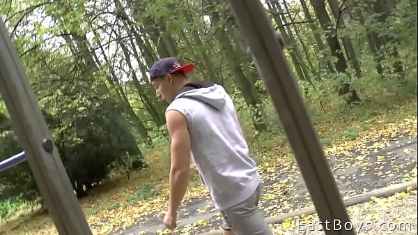 Play MP4 - Randall White - Muscle Worship - Workout