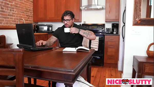 Velour Noir Sucks_me During Zoom Meeting Until the_Last Drop for NiceAndSlutty