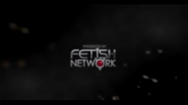 Nonton Goluptious Roxxi Silver Enjoys Sex thumbnail