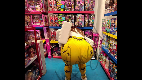 Se me_ve la tanguita en mis Leggins amarillos