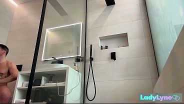 Nonton Slipping My Cock In Lady Lyne&rsquo;s Soaked Pussy thumbnail