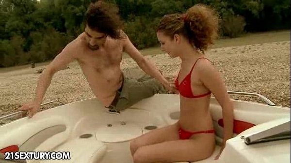 Play MP4 - Come to my Boat - Stephanie Sierra