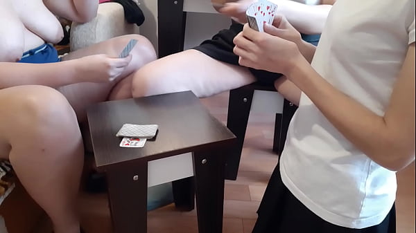 Nonton The One Who Lost At Cards Licks Pussy thumbnail