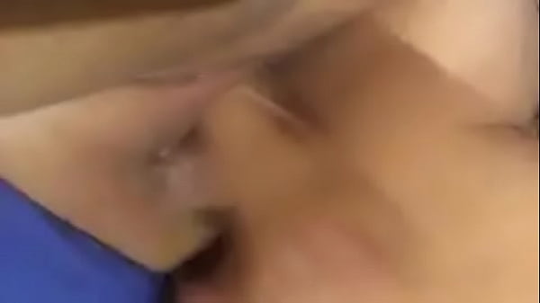 Nonton Queen Panda Pounding Her Wet Pussy With Dildo thumbnail