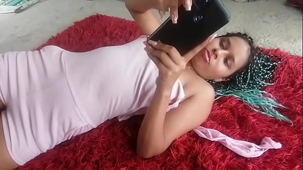 Play MP4 - seduzco a la mujer de mi mejor amigo para comprobar si le es infiel y la muy puta cedi&oacute; ante mi y terminamos follando