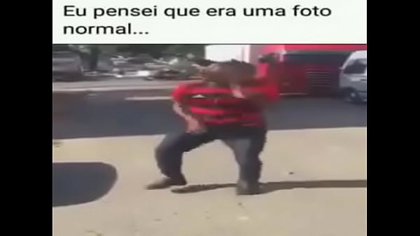 Achei que fosse um porno normal mas eu me enganei e gozei mesmo assim