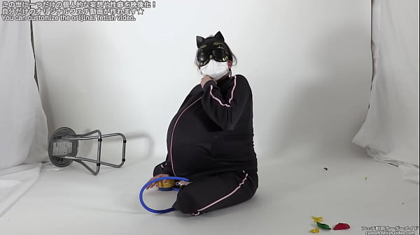 BalloonpoppingIn clothes