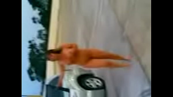 Nonton Justine Adams Naked On Top Of The Bayfair Mall Carpark 1 thumbnail