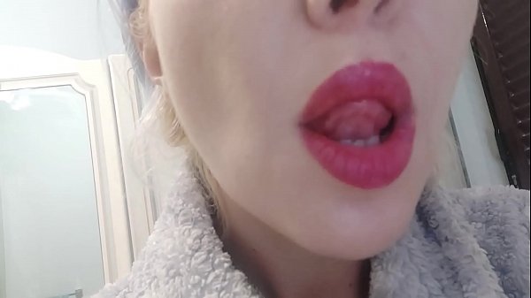 Stepmom Still Has Pee And Farts To Pull Out thumbnail