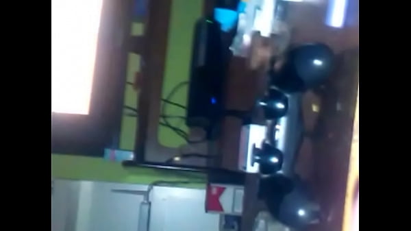 Pepina mas leche tus tetitas 